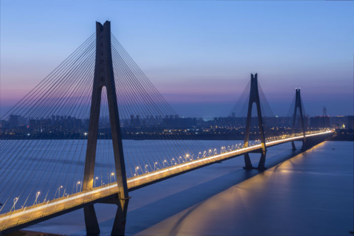 貴港學(xué)歷提升學(xué)校哪些能報名？在哪兒報名靠譜？