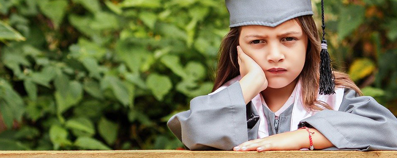 網(wǎng)絡(luò)教育提升學(xué)歷，為自己增添助力