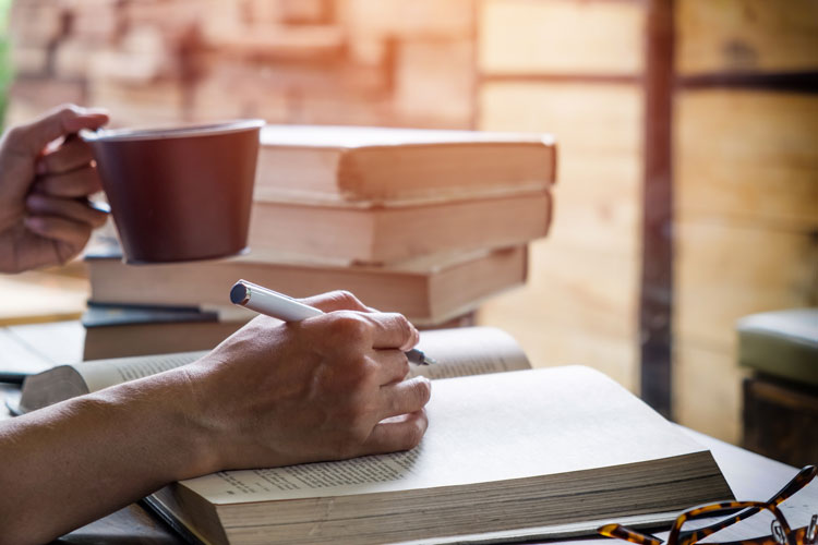 吉林大學計算機網絡技術專業(yè)高起專學費多少？